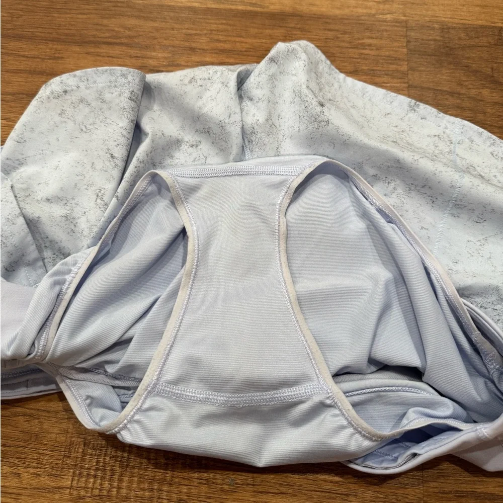 lululemon speed up mid-rise lined short 4” size 10